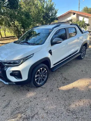 FIAT STRADA BRANCA 2025 