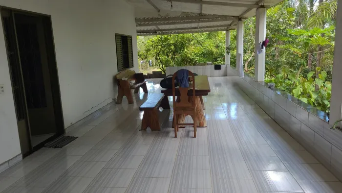 Pego casa no negócio