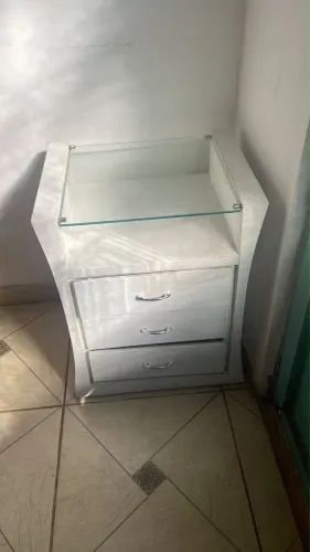 Criado mudo