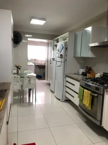 Apartamento à Venda em Boa Viagem | 133m² | 3 Quartos | Reformado | 2 Vagas