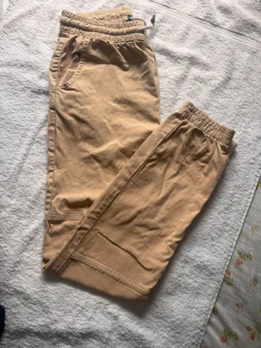 DESAPEGO - ROUPAS MASCULINAS JUVENIS EM ÓTIMO ESTADO 