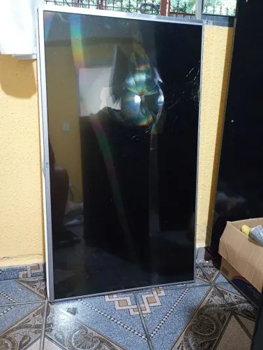 Tv Lg 50 polegadas pra retirada de peças