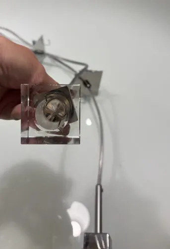 Par de pendentes de cristal
