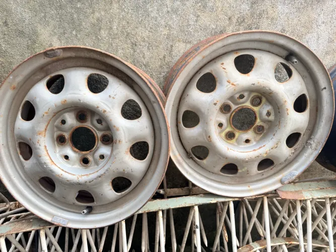 3 Rodas 2 de Chevette Original aro 14 