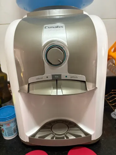 Gelágua de mesa branco