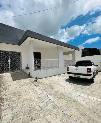 Casa com 4 dormitórios à venda, 250 m² por R$ 1.150.000,00 - Altiplano Cabo Branco - João