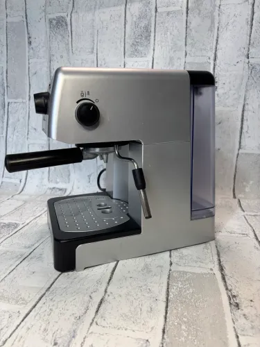 Cafeteira Electrolux Chef Crema Silver EM400