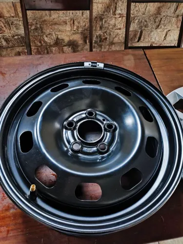 Jogo de Aro 15 Original VW (5x100)
