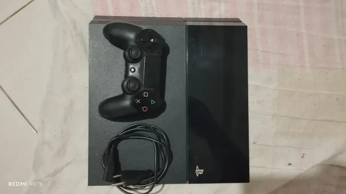 Playstation 4 Fat