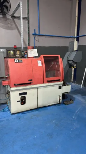 Torno CNC com cabeçote movel