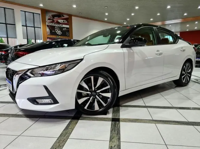 Nissan Sentra Exclu. Int. Premium 2.0 16V Aut. 2023