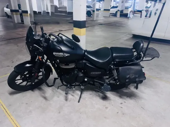 Vendo moto excelente estado