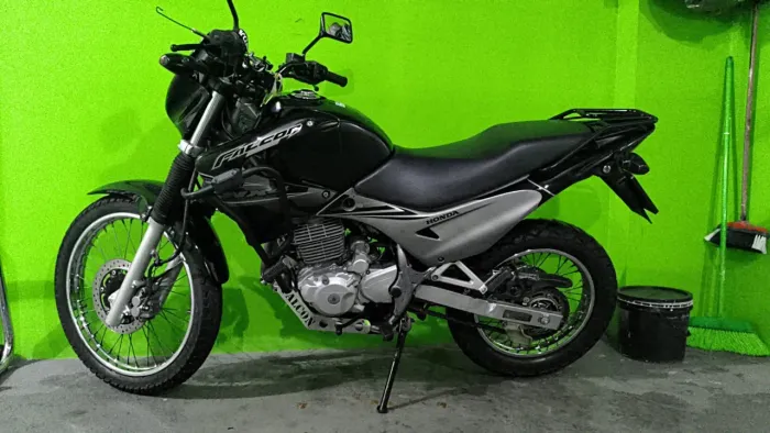 Honda Falcon NX4 - 2008 - 400 cilindradas