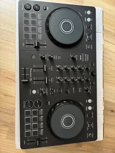 Controladora Pioneer DDJ - FLX4