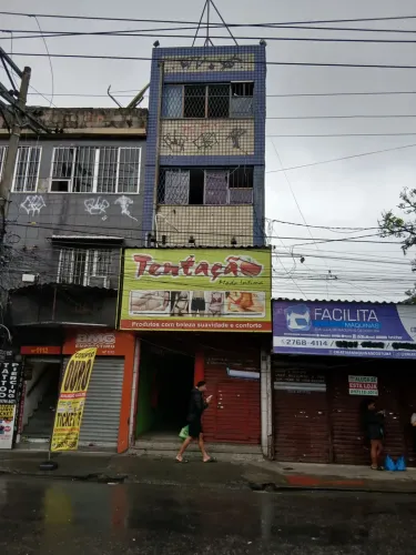ALUGO I LOJA 140m²