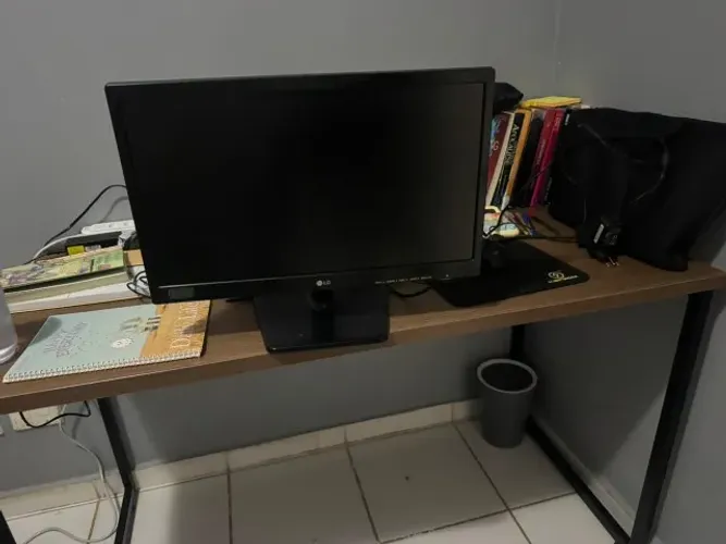 LG Flatron 20M37AA-B