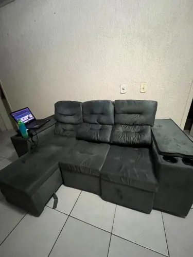 sofá retrátil