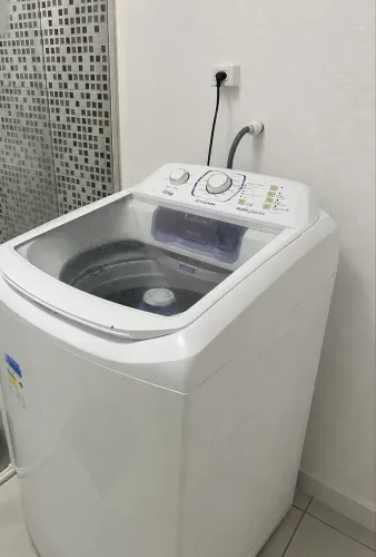 Máquina de Lavar Roupa 12kg