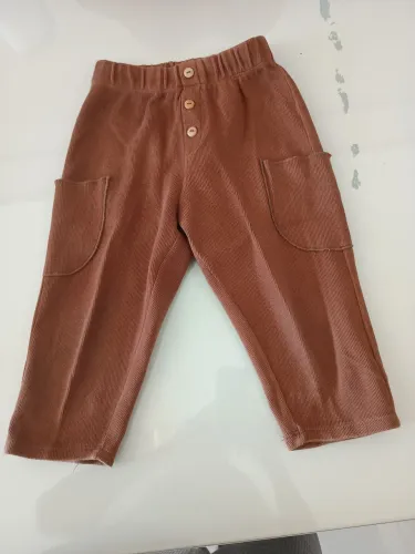 Calça e bermuda em excelente estado de uso