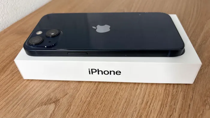 iPhone 13 256GBs