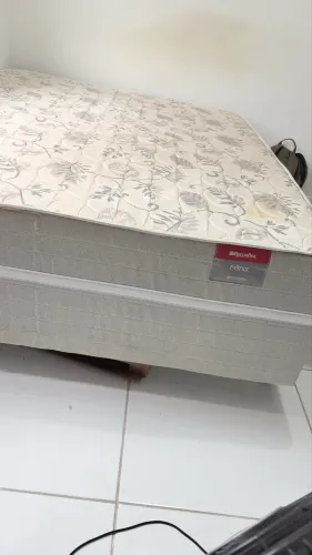 Vendo Cama Box Casal Reconflex - 10 meses de uso
