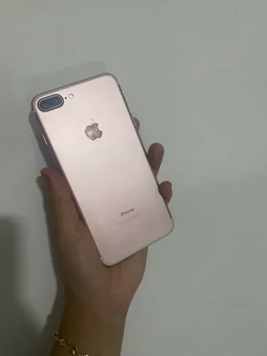 iPhone 7 Plus rose 
