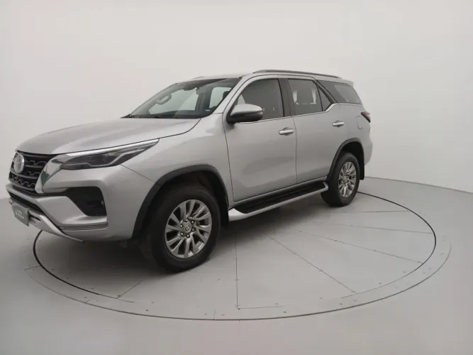 Toyota Hilux SW4 4X4 2.8 Diesel 2024