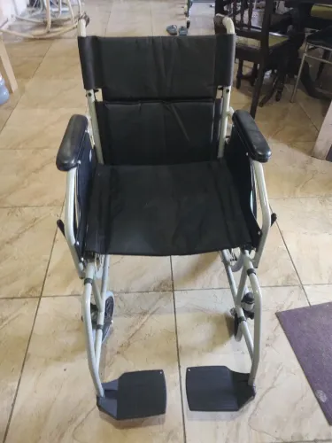Vende-se cadeira de passeio