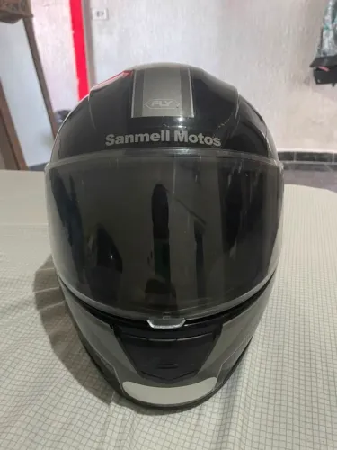 Capacete