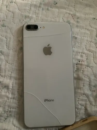 iPhone 8 Plus