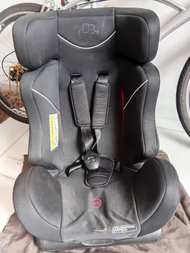  Cadeira de carro de nenen promoção  90 reais moro nilopolis 