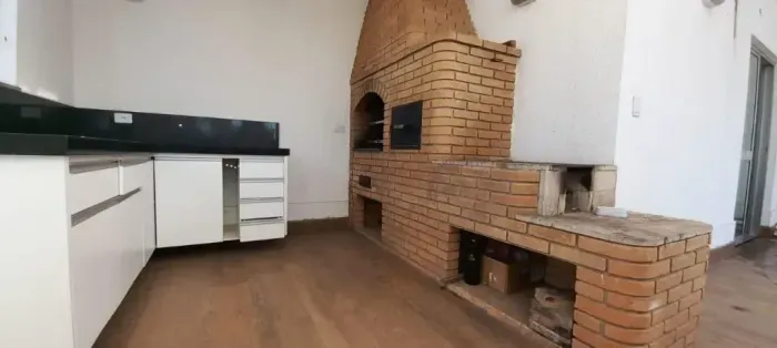 Duplex para aluguel possui 210 m² com 3 quartos