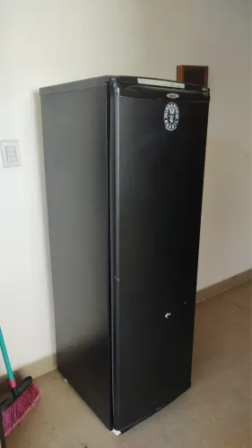 Freezer vertical Electrolux