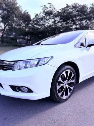 Honda Civic Sedan LXR 2.0 Flexone 16V Aut. 4P 2016