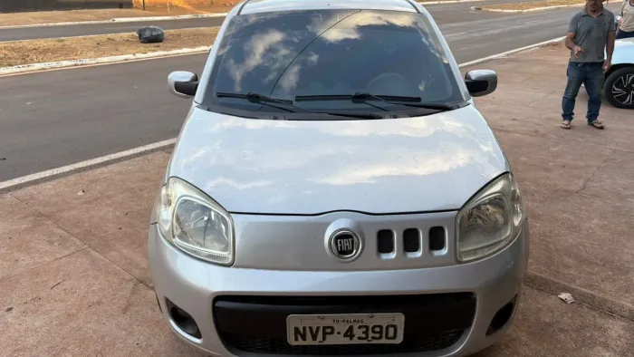 Fiat Uno Attractive 1.4 EVO Fire Flex 8V 4P 2011