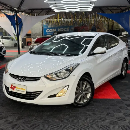 Hyundai Elantra GLS 2.0 16V Flex Aut. 2015