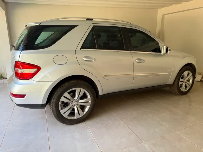 Mercedes-Benz ML-350 3.0 V6 4X4 Diesel 2011
