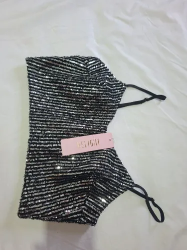 Cropped novo veste M