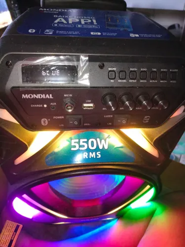 Caixa de som mondial 550w