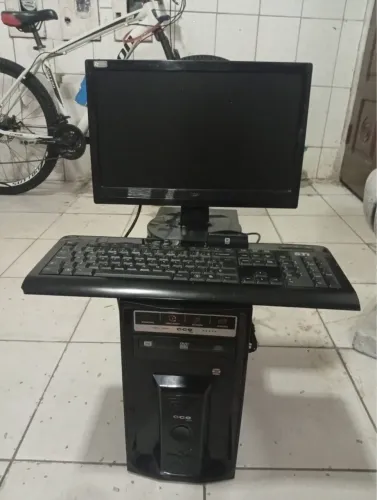 VENDO COMPUTADOR PARA RETIRADA DE PEÇAS