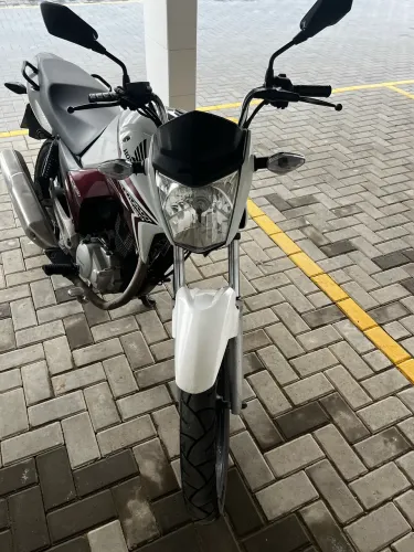 TITAN 150 EX