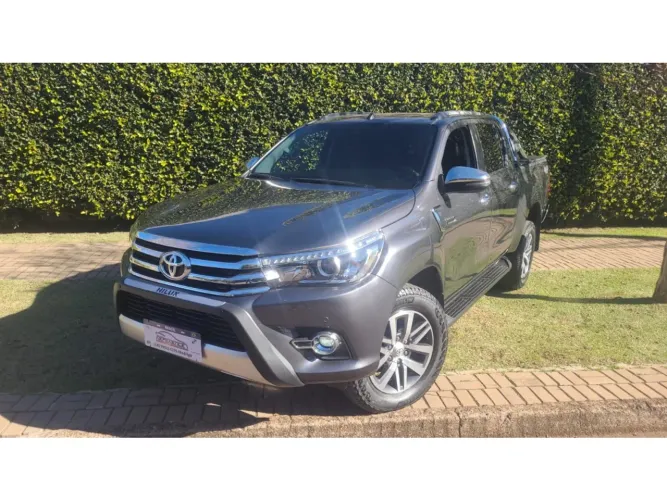 Toyota Hilux SW4 SRX 4X4 2.8 TDI 16V Dies. Aut. 2018