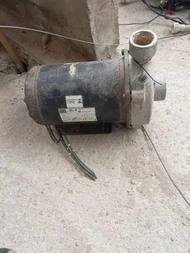 Bomba d'água, 3cv , valor 150 reais parou de ligar