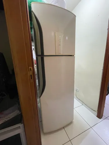 Geladeira Panasonic 
