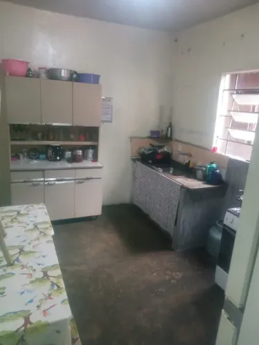 ? OPORTUNIDADE DE NEGÓCIO - CASA À VENDA NO JARDIM AMÉLIA!