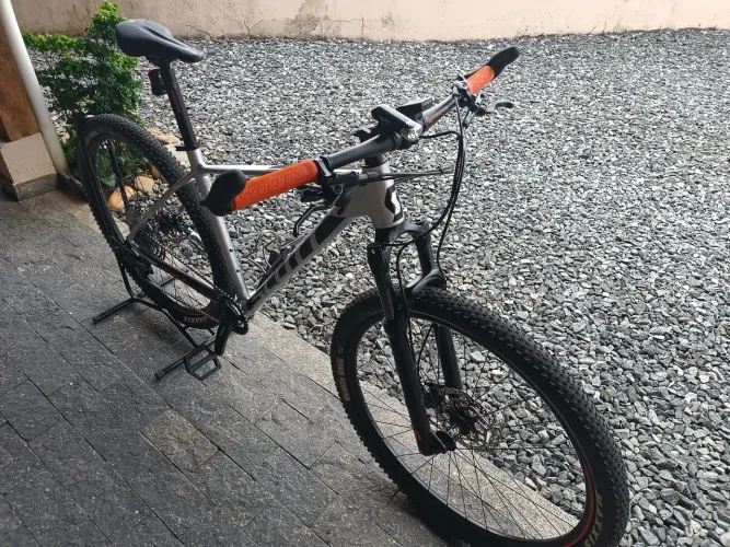 Bicicleta Scott Scale 965 L Shimano SLX RockShox 