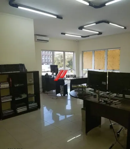 Sala comercial à venda na Trindade Florianópolis SC