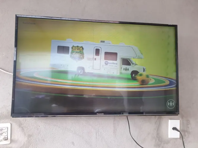 Tv smart Panasonic de 4k 43 polegada