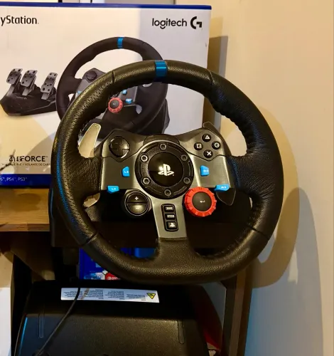 Volante Logitech G929 novo