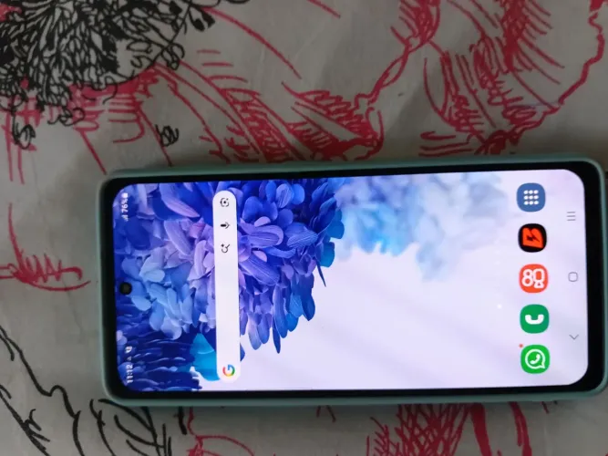 Samsung S20FE